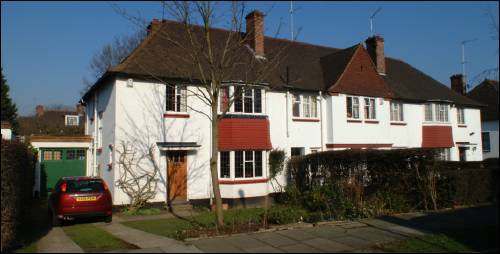 10 Sutcliffe Close
